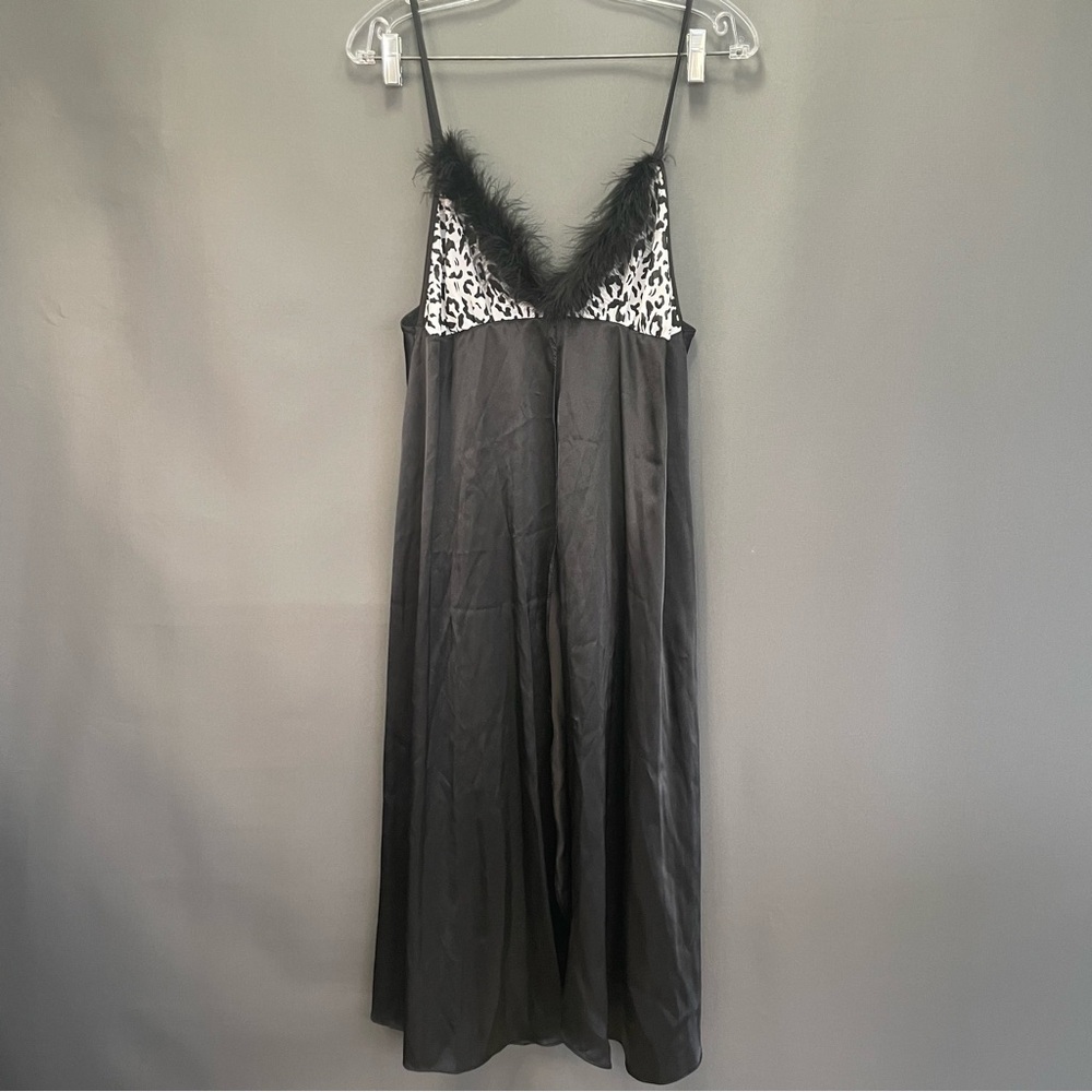 Secret Treasures fuzzy animal print lingerie open front slit
